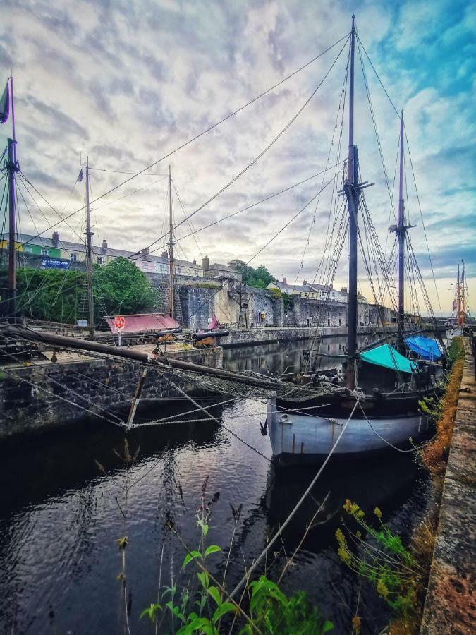 فيلا Sea Haze Charlestown سانت أوستيل المظهر الخارجي الصورة
